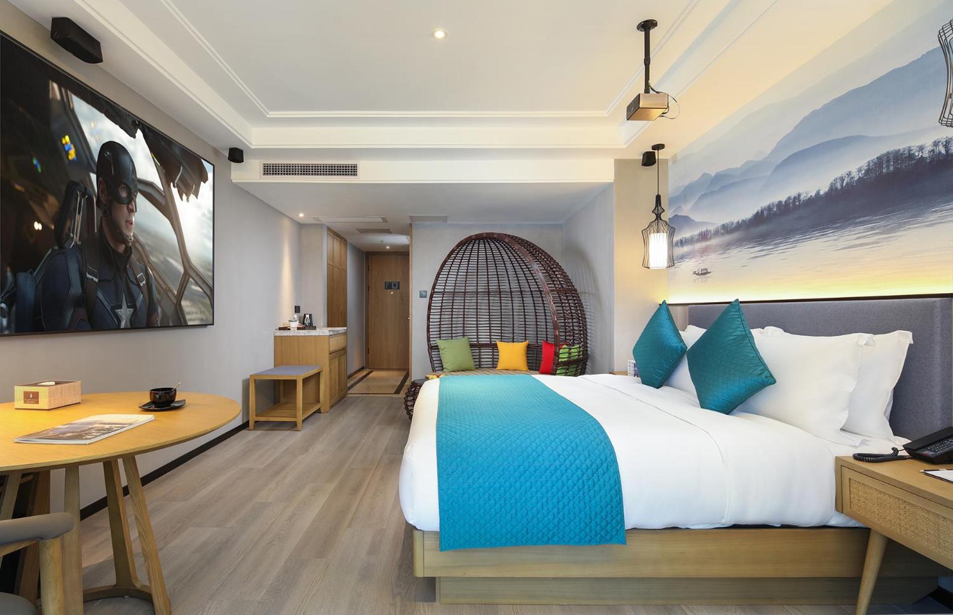 Mehood Lestie International Hotel Nancun Wanbo Metro Station Branch - Free Shuttle Bus To Canton Fair Complex During Canton Fair Period & Free Breakfast & Free Afternoon Tea & Free Midnight Snack & Free Vpn Internet Access Guangzhou Exterior foto